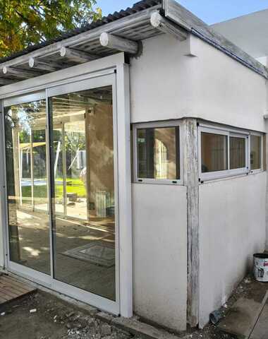 ventanas-modena-de-aluminio-blancas